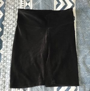 NWOT Xs Black Corduroy Aero Biker Shorts